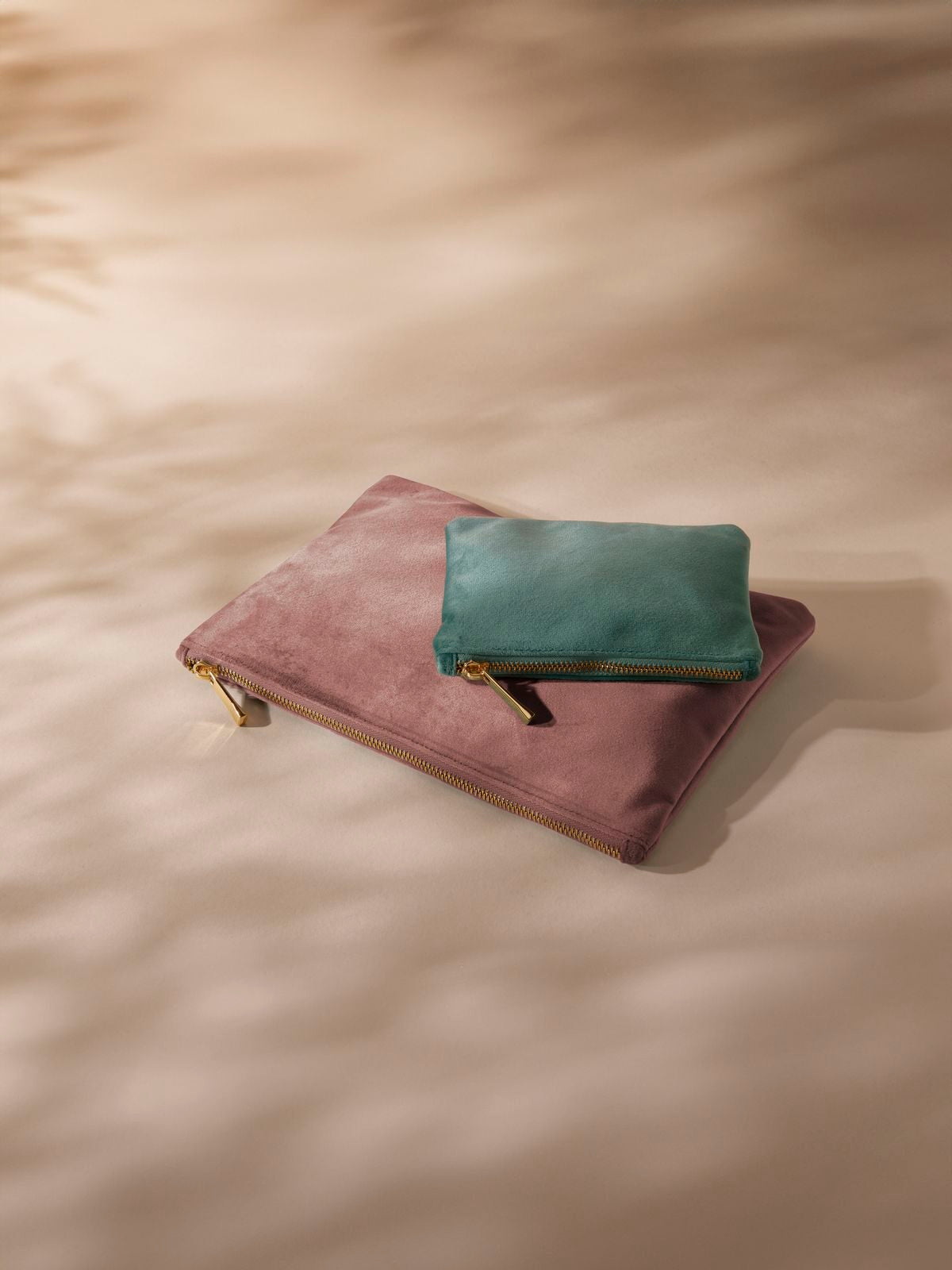 3 Astuccio effetto velluto