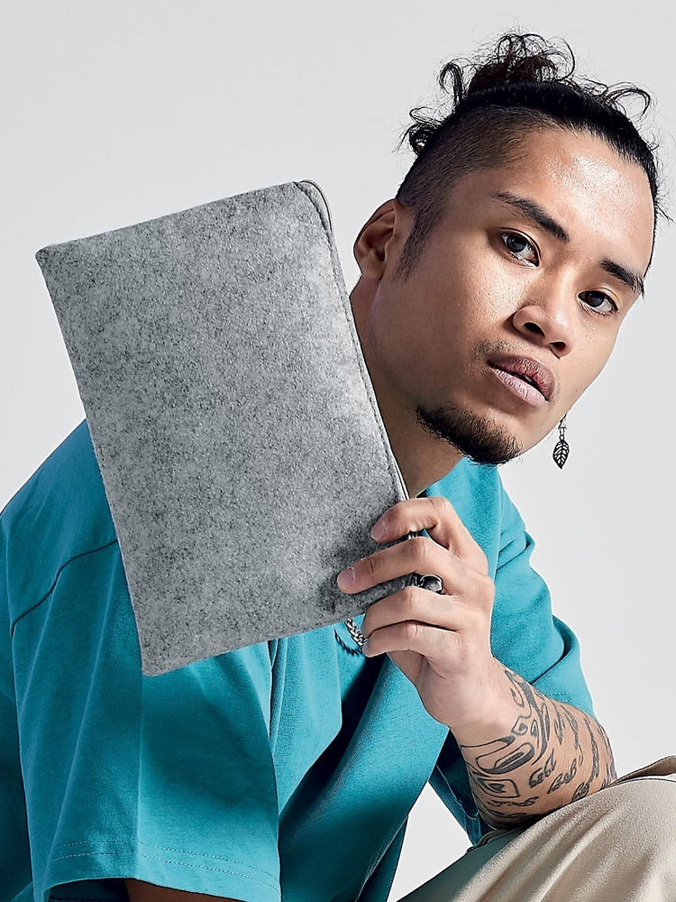 Pochette feltro grigio