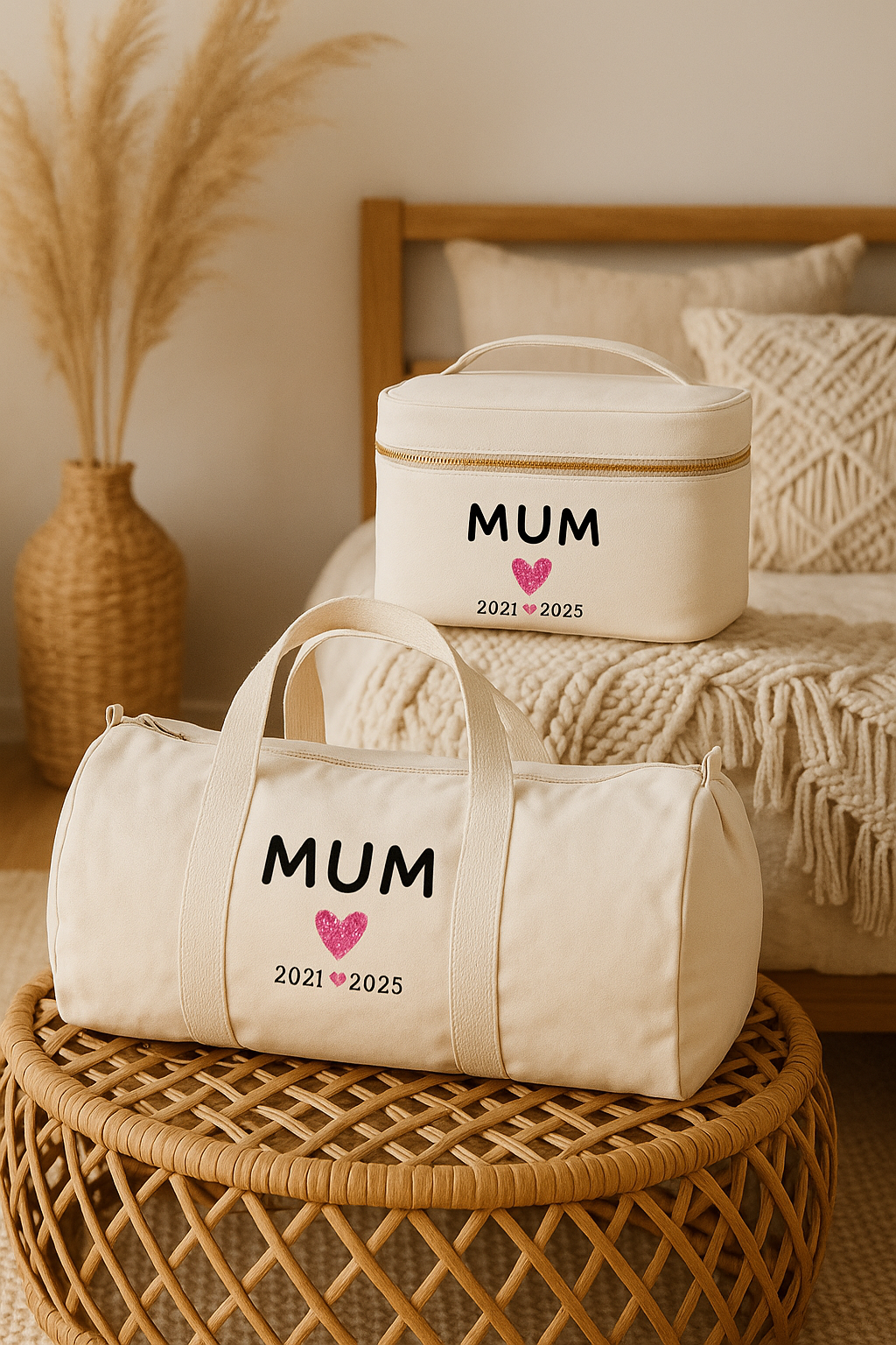 Set Nascita Personalizzato – Borsone Parto, Beauty Case, Sacche Cambio e Accessori in Cotone Biologico – Fatto a Mano in Italia