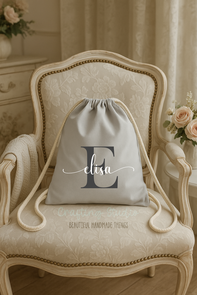 Sacca grigia coulisse Personalizzata con nome – Idea Regalo Artigianale